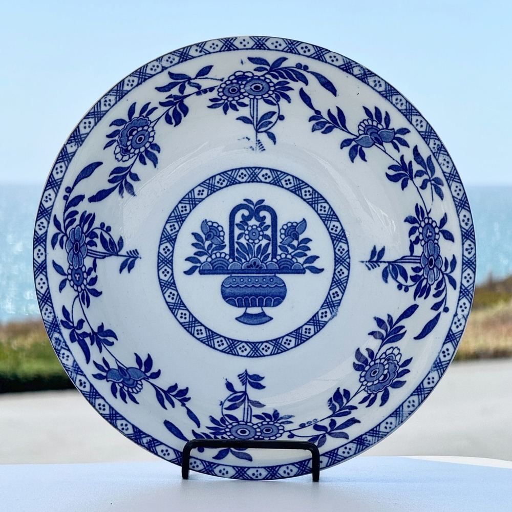 Blue Basket Vintage Ceramic Bowl Unisex‎ OS Blue White Transferware Floral 1980s